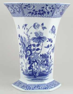 Vase India